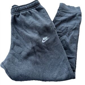 Nike Pants Mens Large Grey Club Fleece Joggers Sweatpants BV2671-071